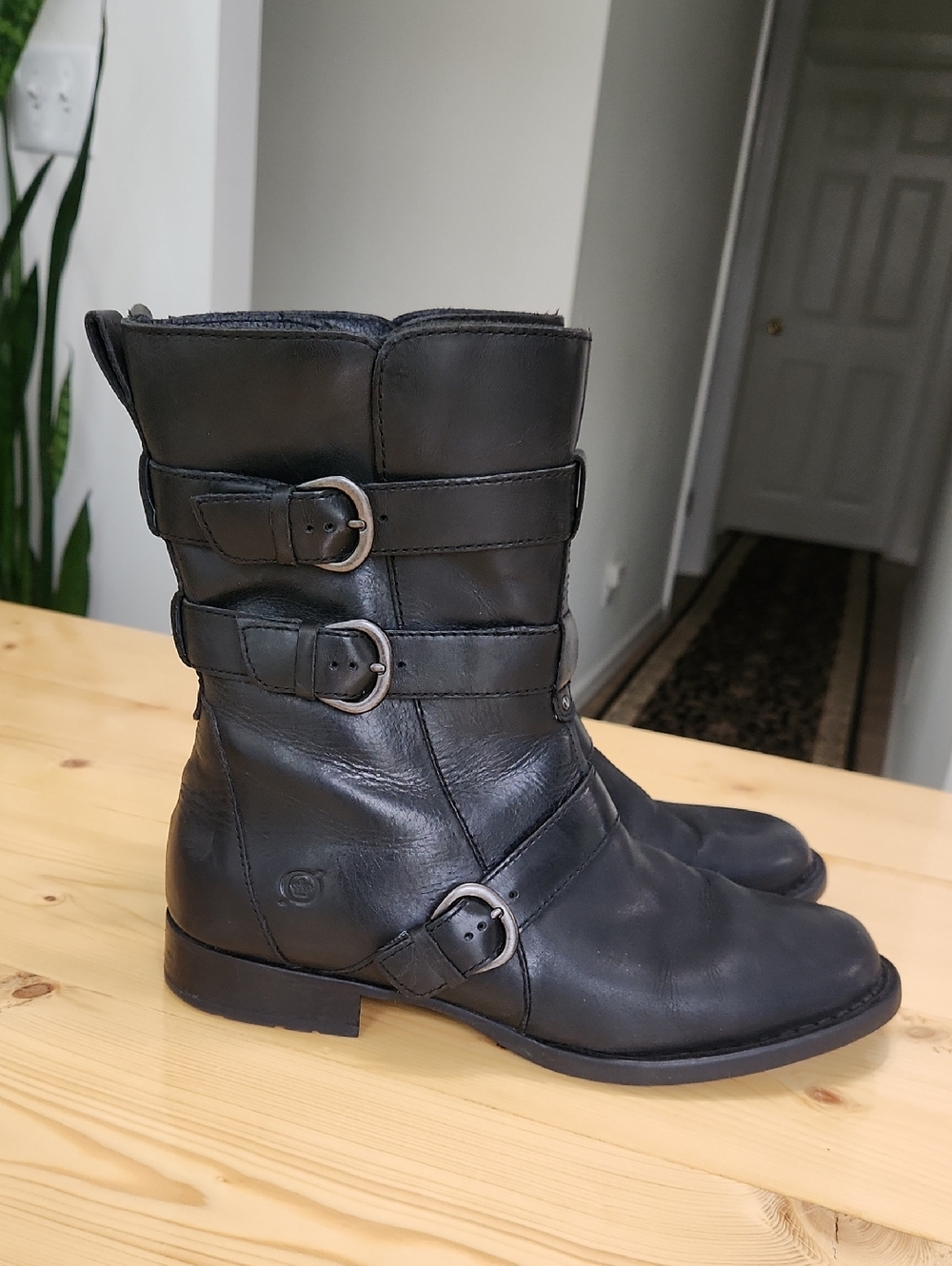 Born Cincy Black Moto Buckle Boots Leather Size 8
